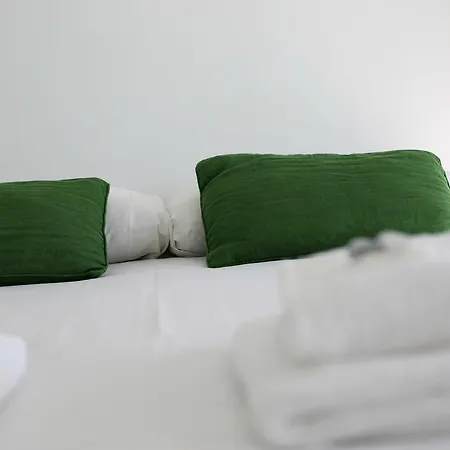 Carolina Apartment